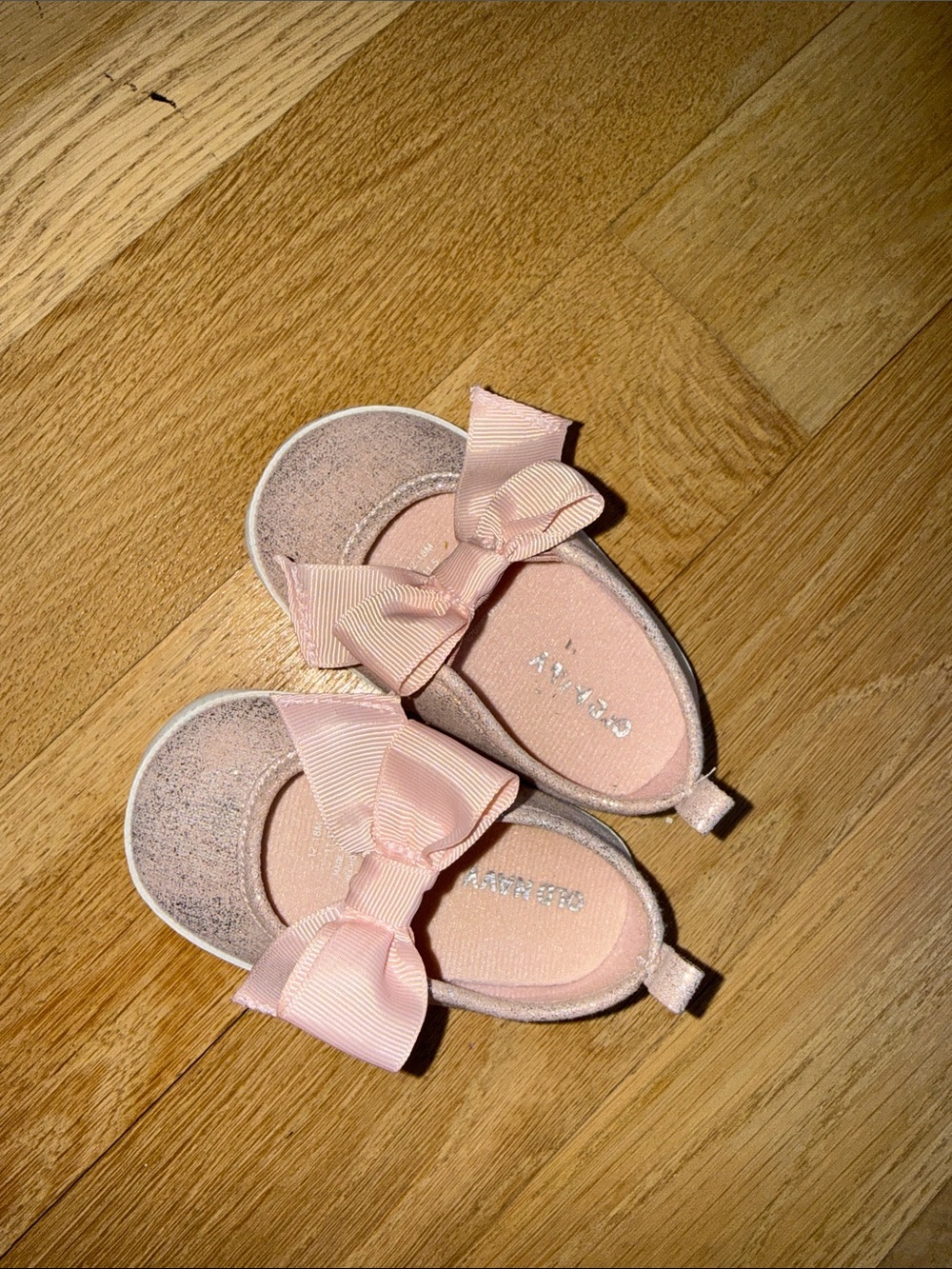 Carter's Baby Pink Glitter Bow Mary Jane Shoes - Picture 3 of 3
